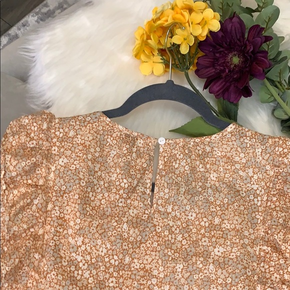 Short Sleeve Puff Sleeve Top W: Ruffle Edge Accent Floral Print Sz SML NEW! FIRM - Picture 4 of 5